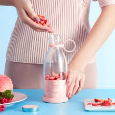 mini rechargeable juicer